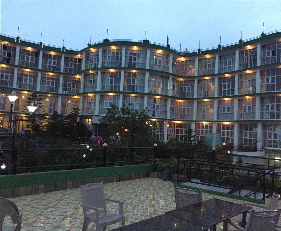 Hotel Barog Heights