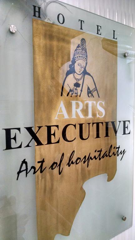 Hotel Arts Executive