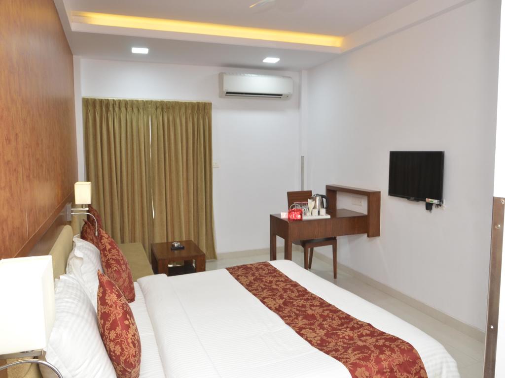 OYO Rooms Near Baba Petrol Pump