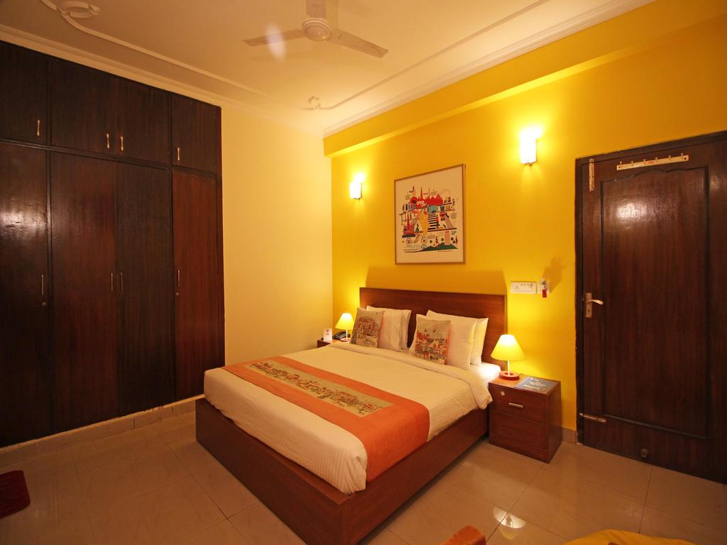 OYO Rooms Noida Expressway Boulevard