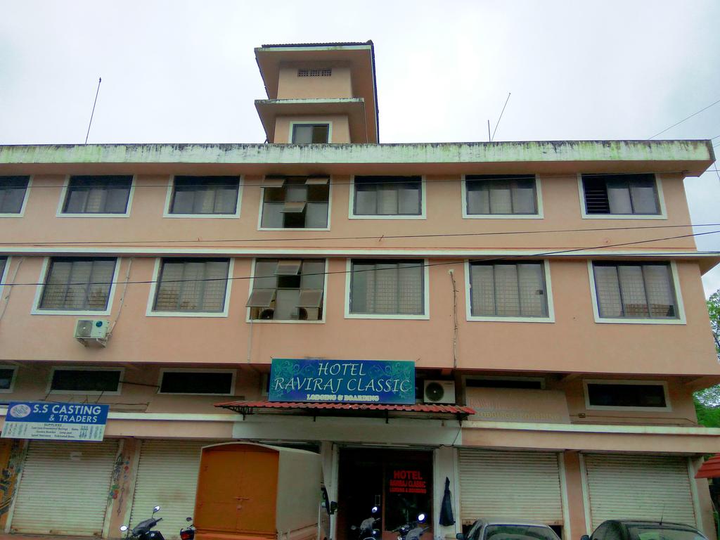 Hotel Raviraj Classic