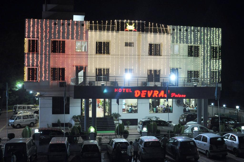 Hotel Devraj Palace