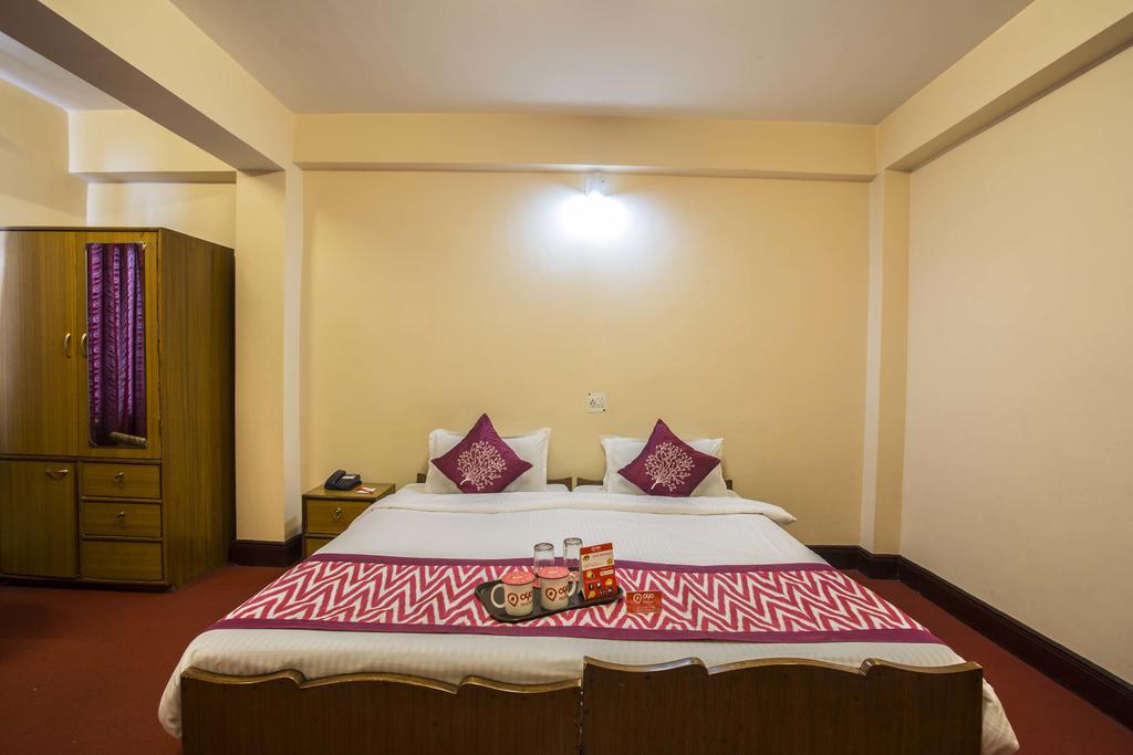 OYO Rooms Near Mall Road