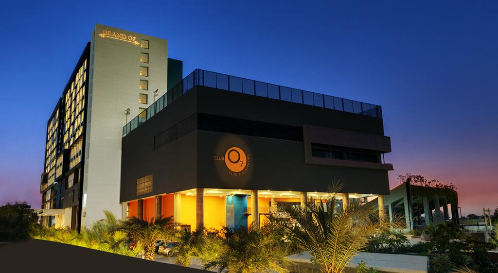 Grand O7 Suites and Convention