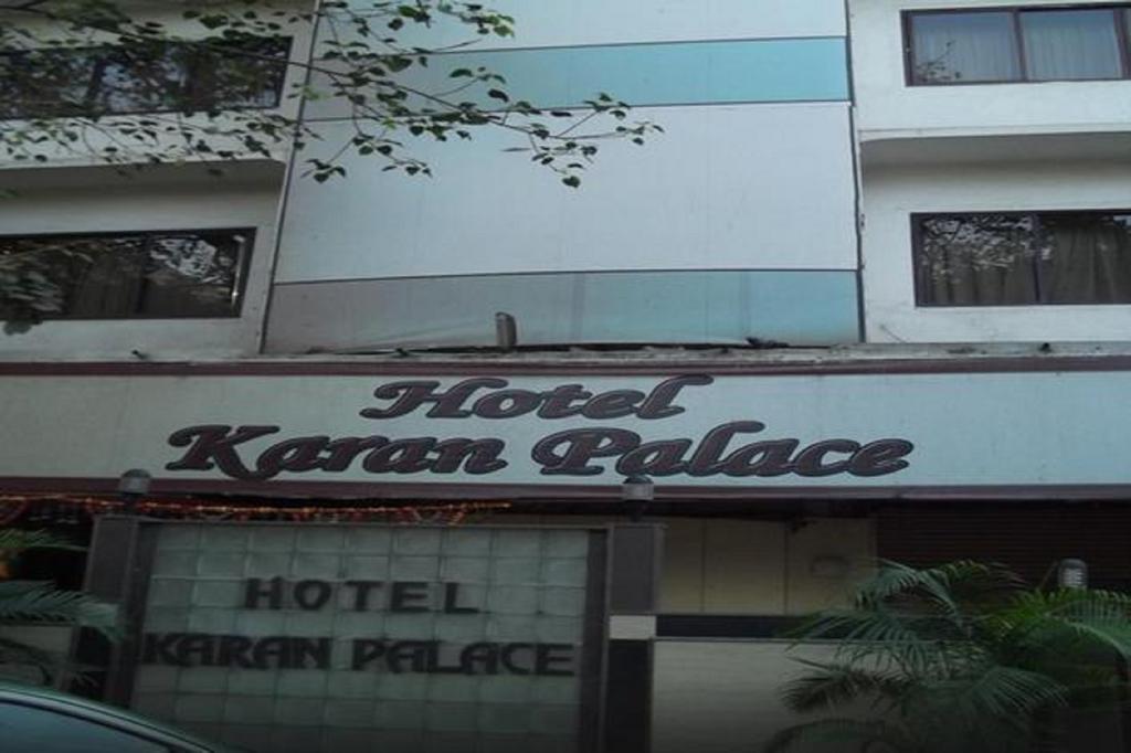 Hotel Karan Palace