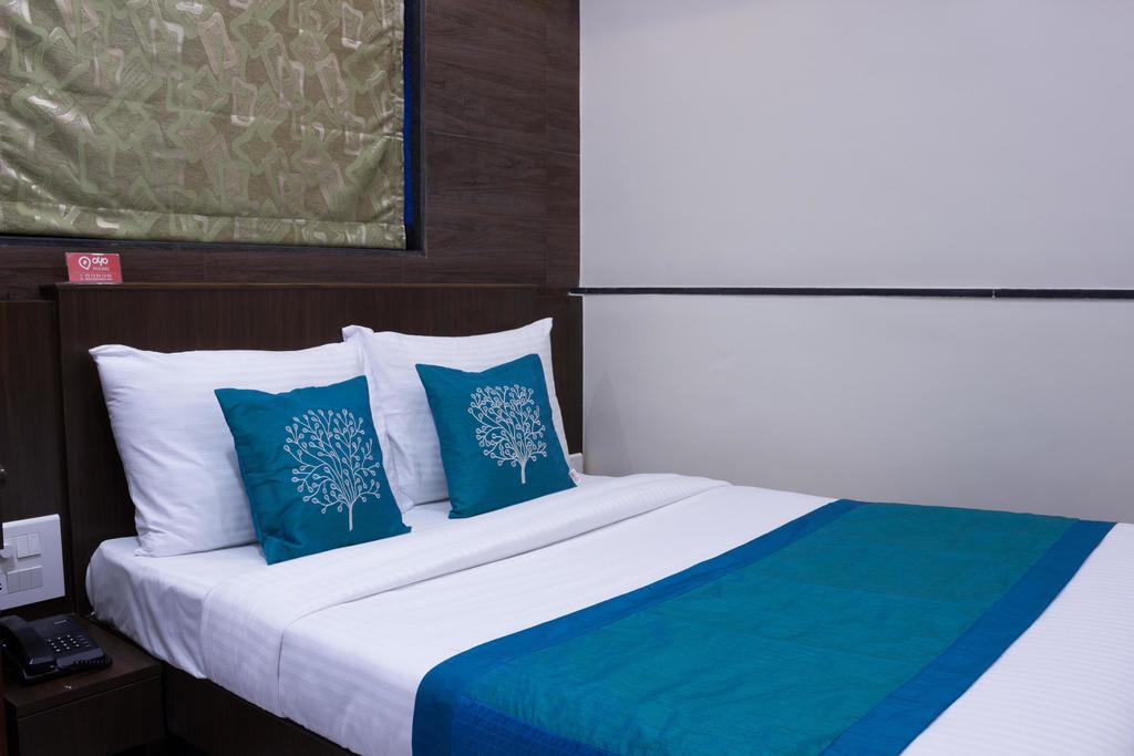 OYO Rooms Dadar Railway Station