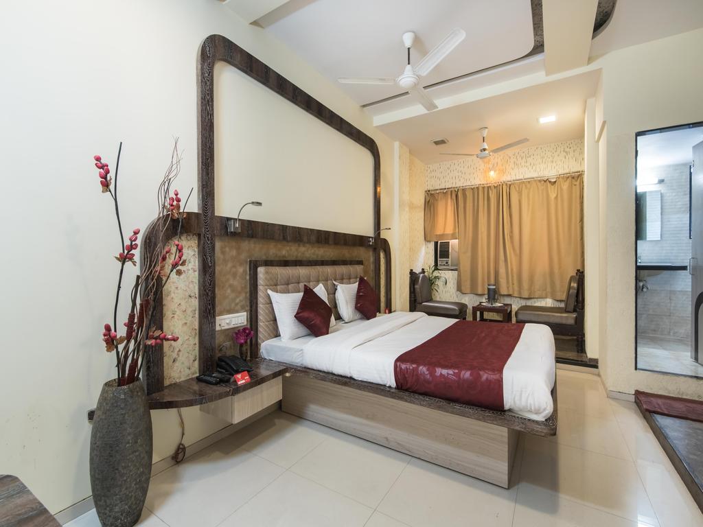 OYO Rooms Parel Near Tata Memorial Hospital