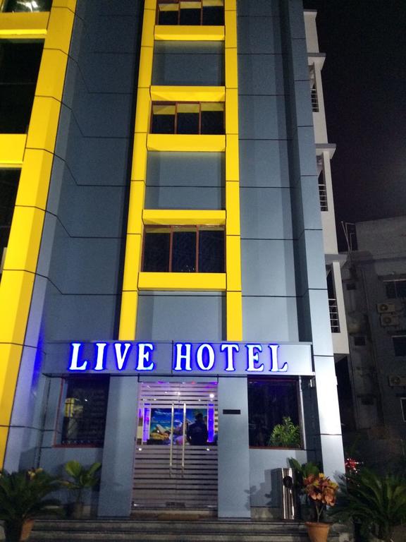 Live Hotel