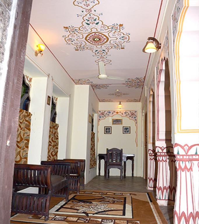 Hotel Shahi Palace