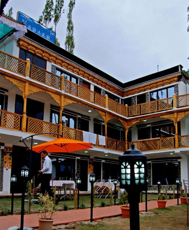 Hotel The Ladakh