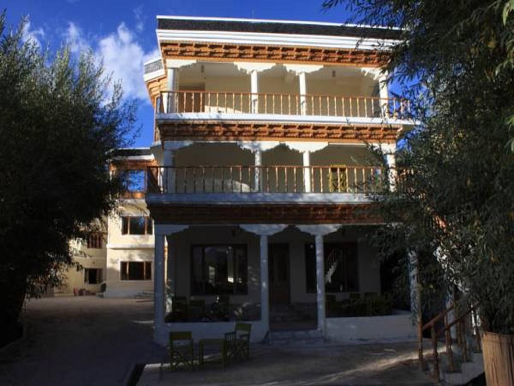 Karakoram Hotel