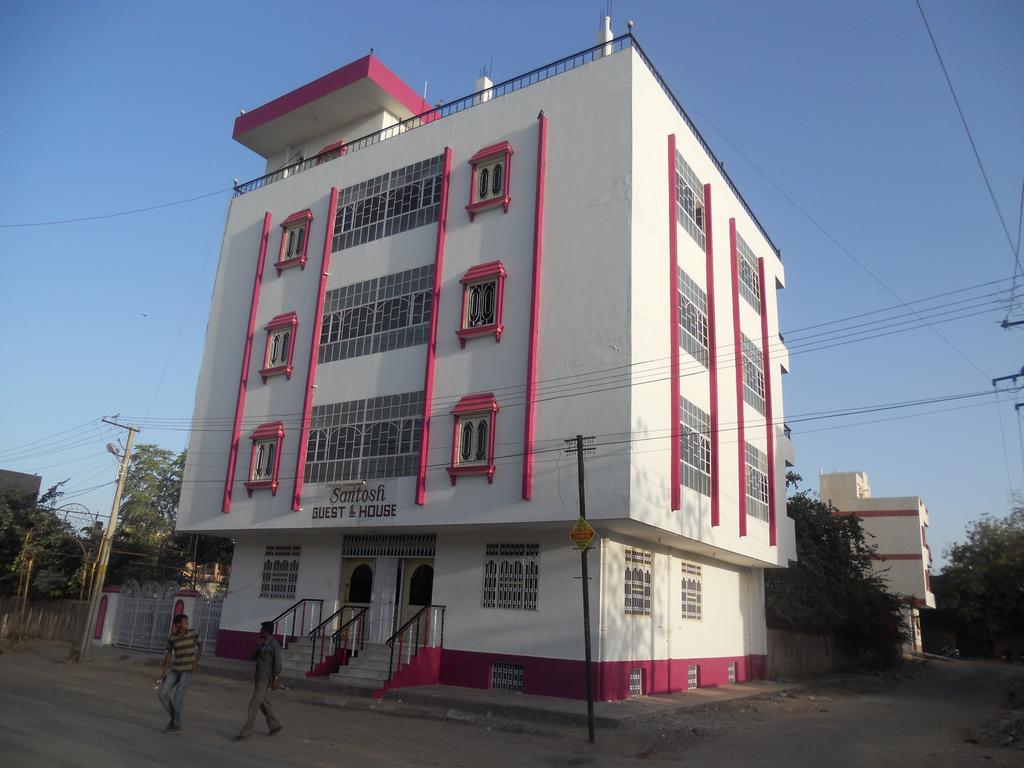 Hotel Santosh Guest House