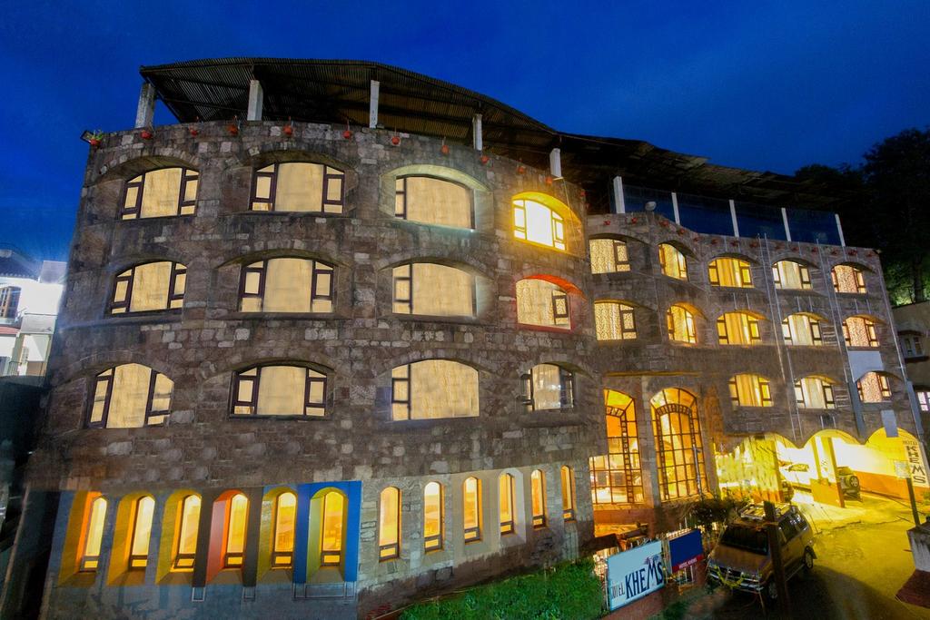 FabHotel Khems Ooty