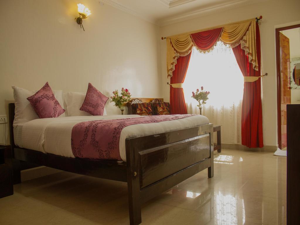 OYO Rooms Ooty Main Market