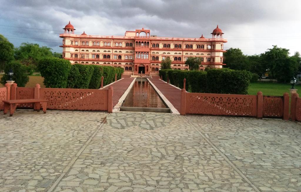 Umaid Lake Palace