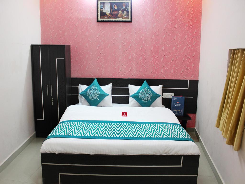 OYO Rooms Near Mansarovar Garden