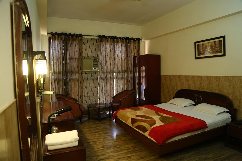 Hotel Narain Continental