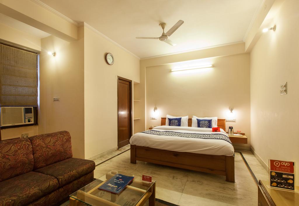 OYO Rooms Shanti Path Jawahar Nagar