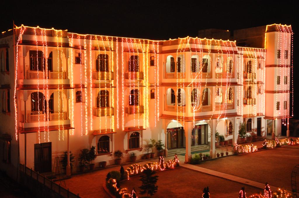 Hotel Apano Rajasthan and Holiday Resorts