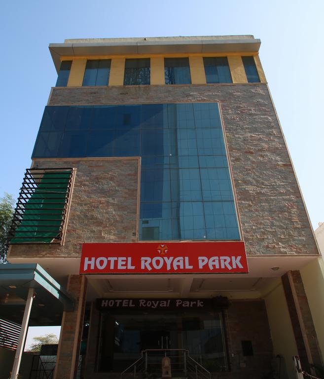 Royal Park Hotel