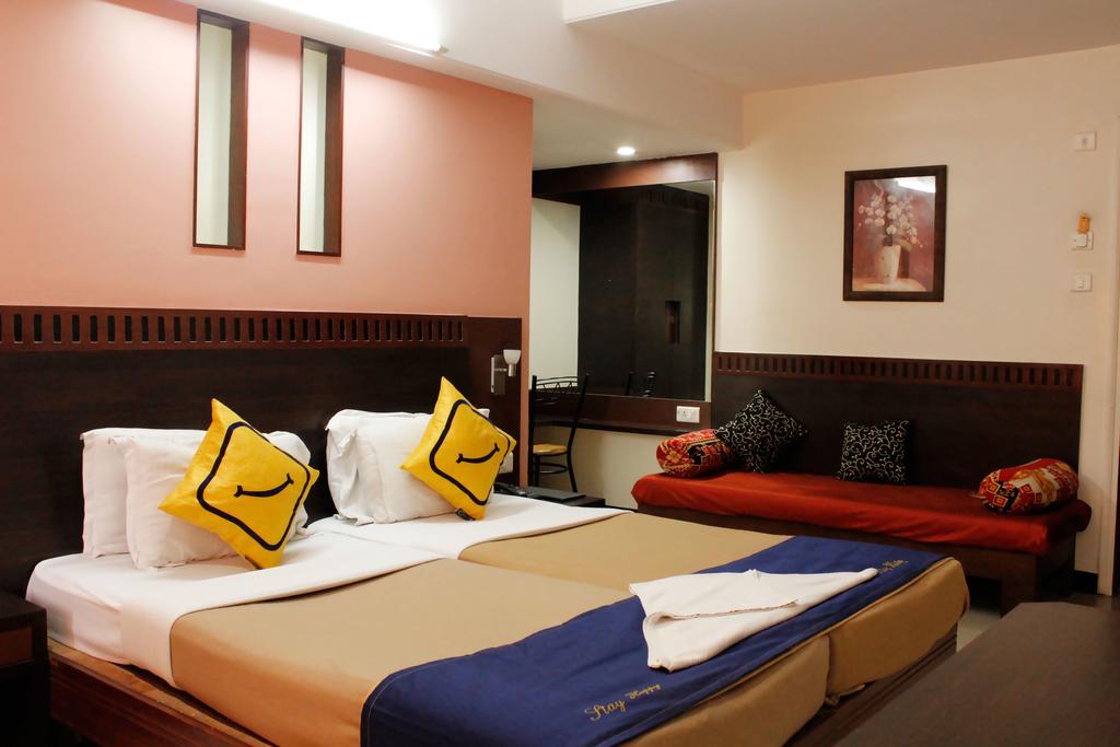 Vista Rooms - Tararani Chowk