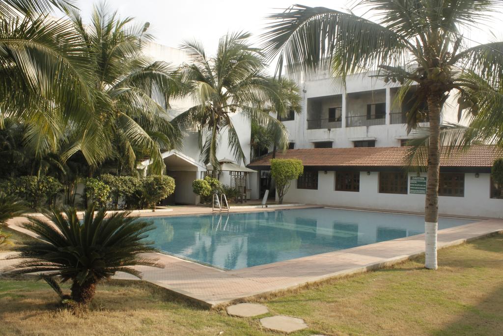 Balaji Resorts