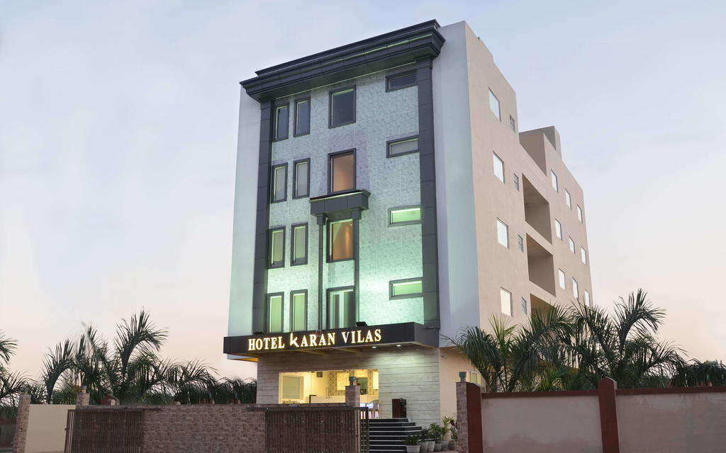 Hotel Karan Vilas