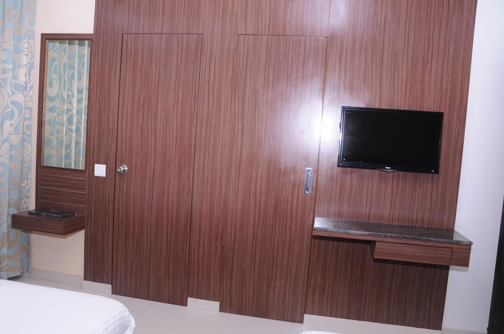 Hotel City Heart Shirdi