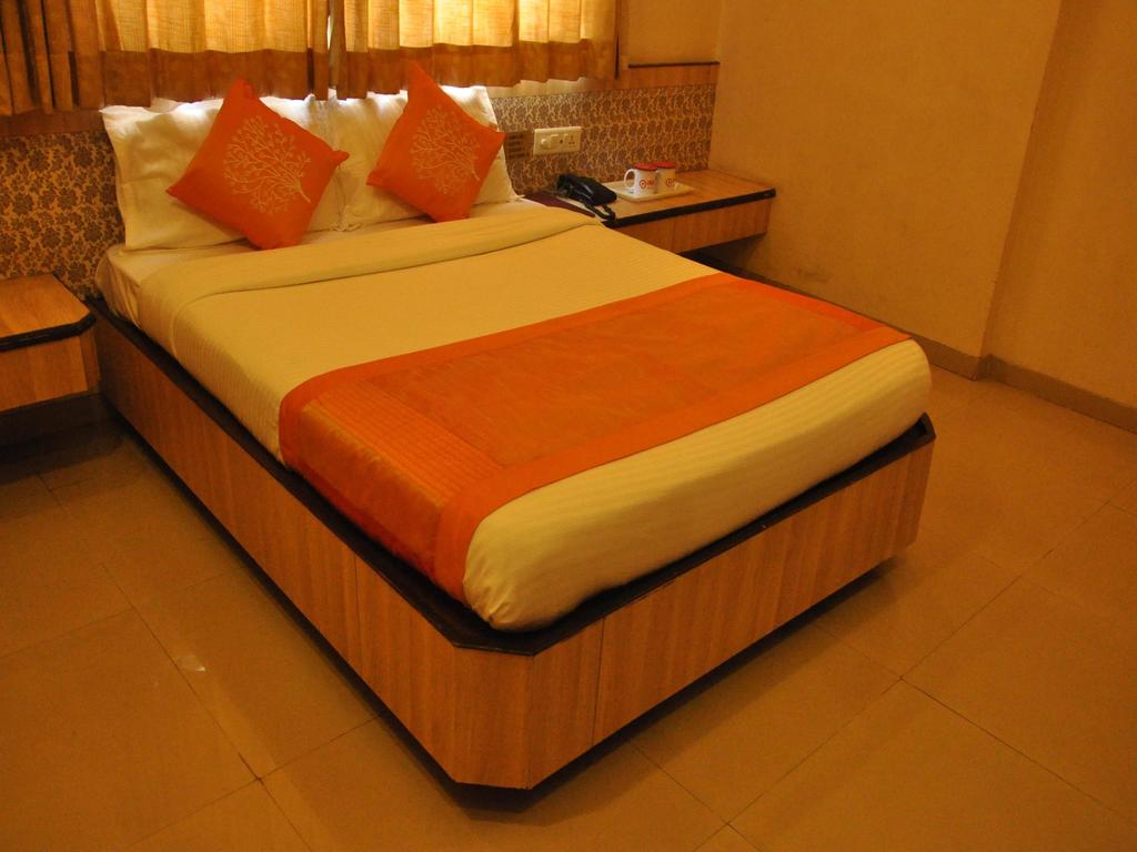 OYO Rooms Vijaya Bank Lane Shirdi