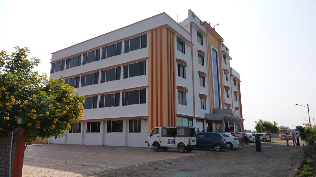 Hotel Sai Shraddha