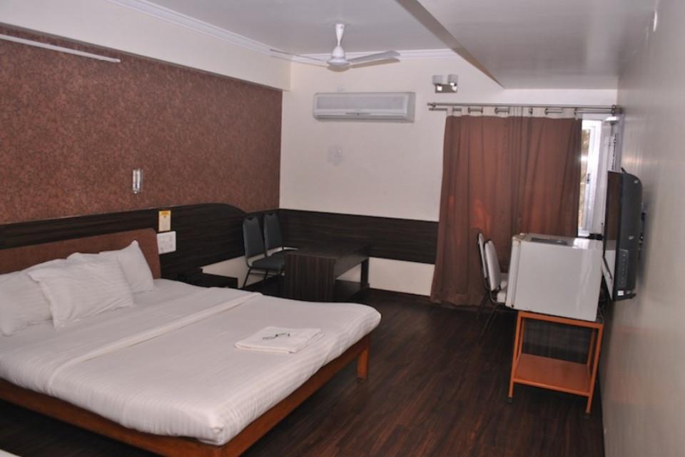 Hotel Yash Palace