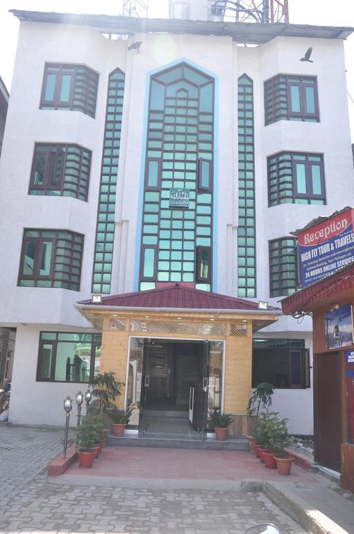 Hotel Azad