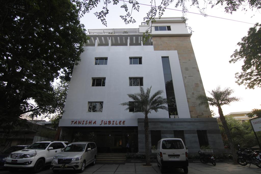 FabHotel Tanisha Jubilee Hills