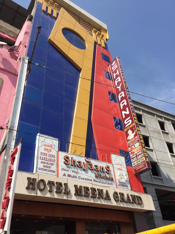 Hotel Meena Grand