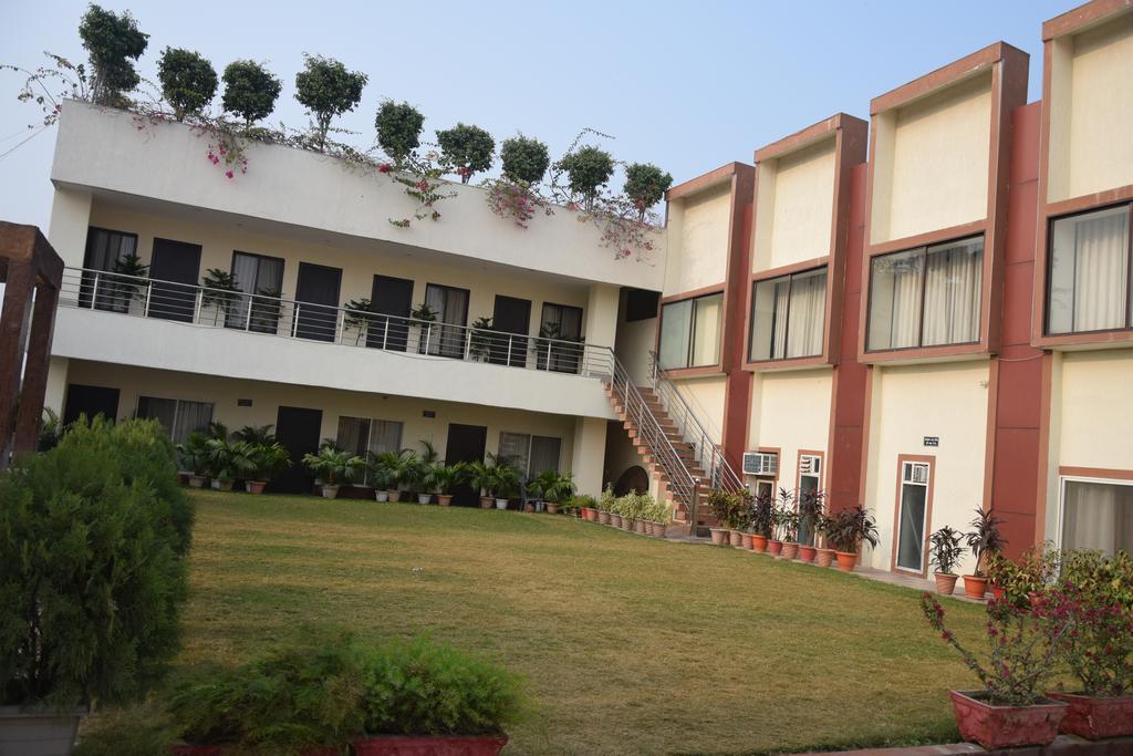 SPARSH HOTEL and RESORTS