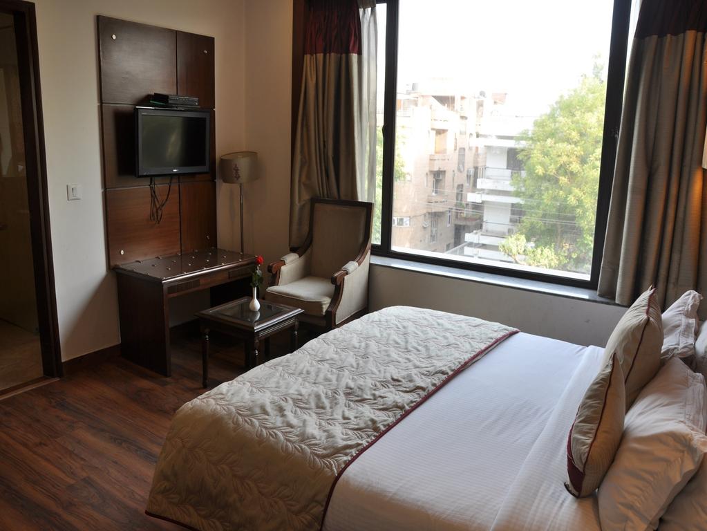 Amara Hotel Greater Kailash-1