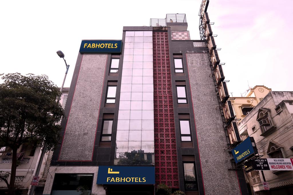 FabHotel Suncourt Karol Bagh