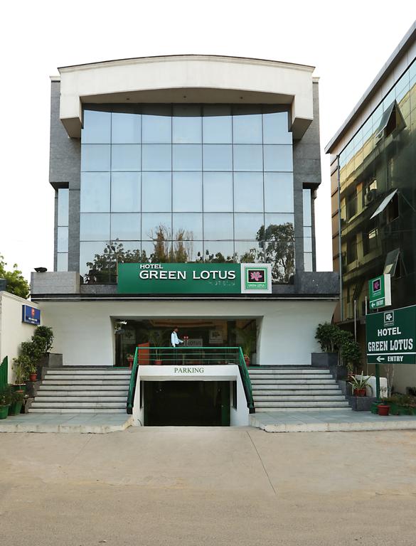 Hotel Green Airport Lotus