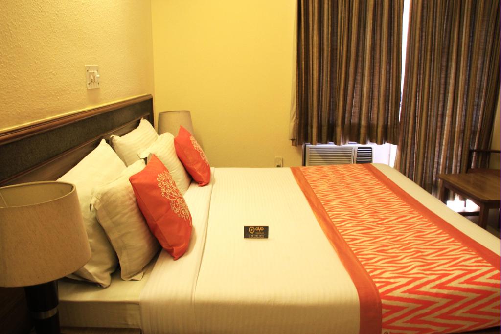 OYO Rooms Near Sikanderpur Metro