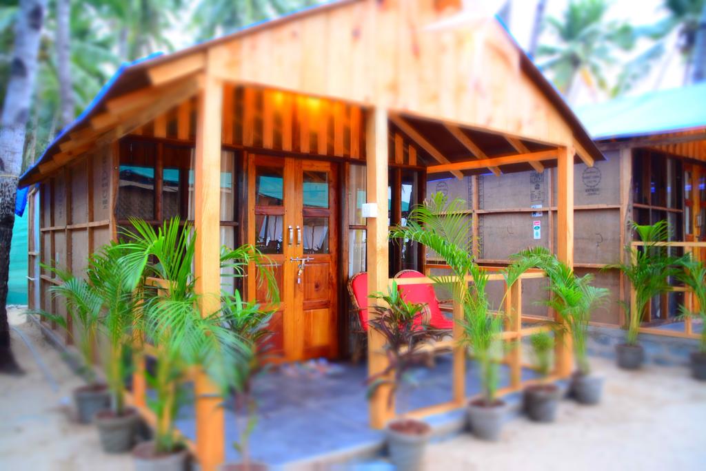 Roundcube Beach Bungalows