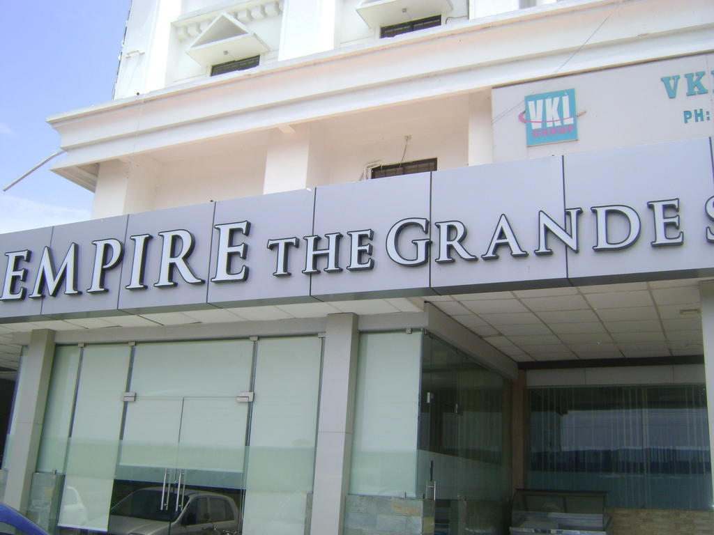 Empire The Grande Suites