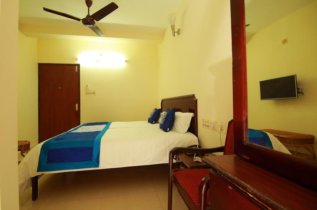 OYO Rooms MG Road Padma Junction