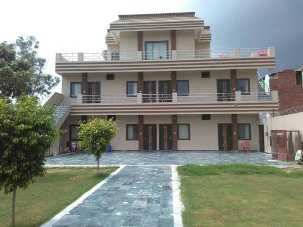 Hotel Gitanjali