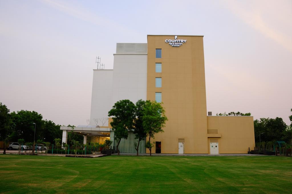 Country Inn and Suites by Carlson Gurgaon Sohna Road