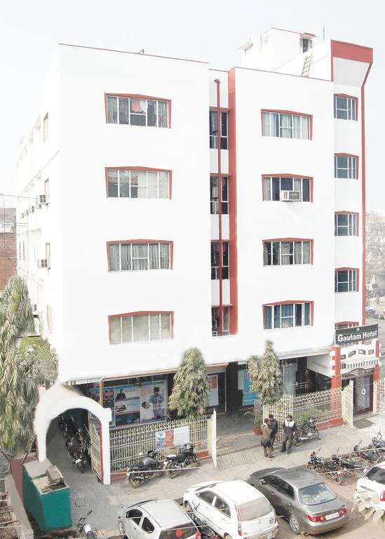 Gautam Hotel