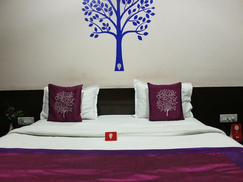 OYO Rooms Cantt Roadways Varanasi