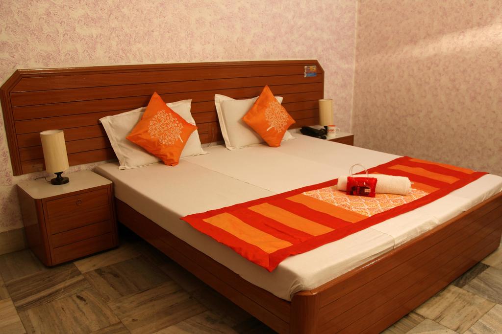 OYO Rooms Mahmoorganj