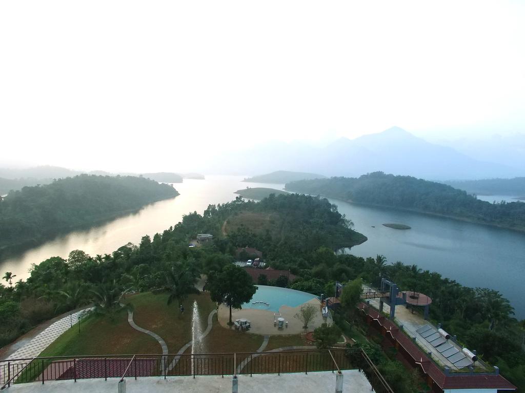 Wayanad Sharoy Resort