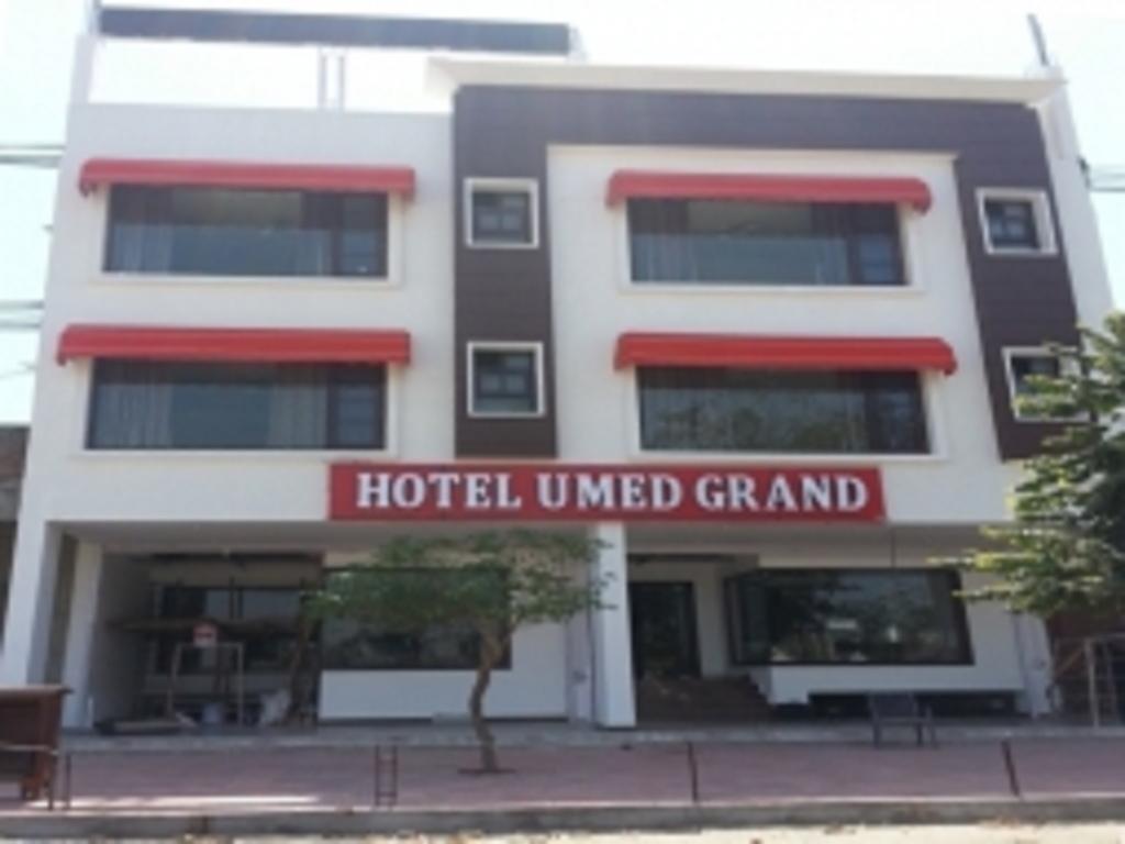 Hotel Umed Grand