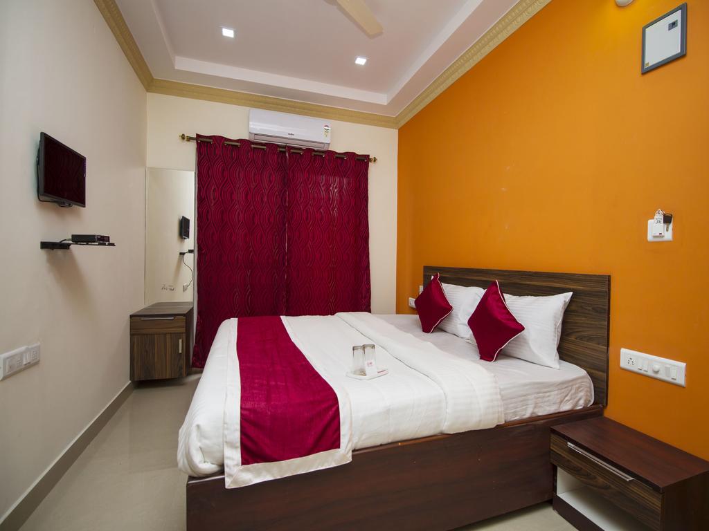 OYO Rooms Indiranagar 18th Main